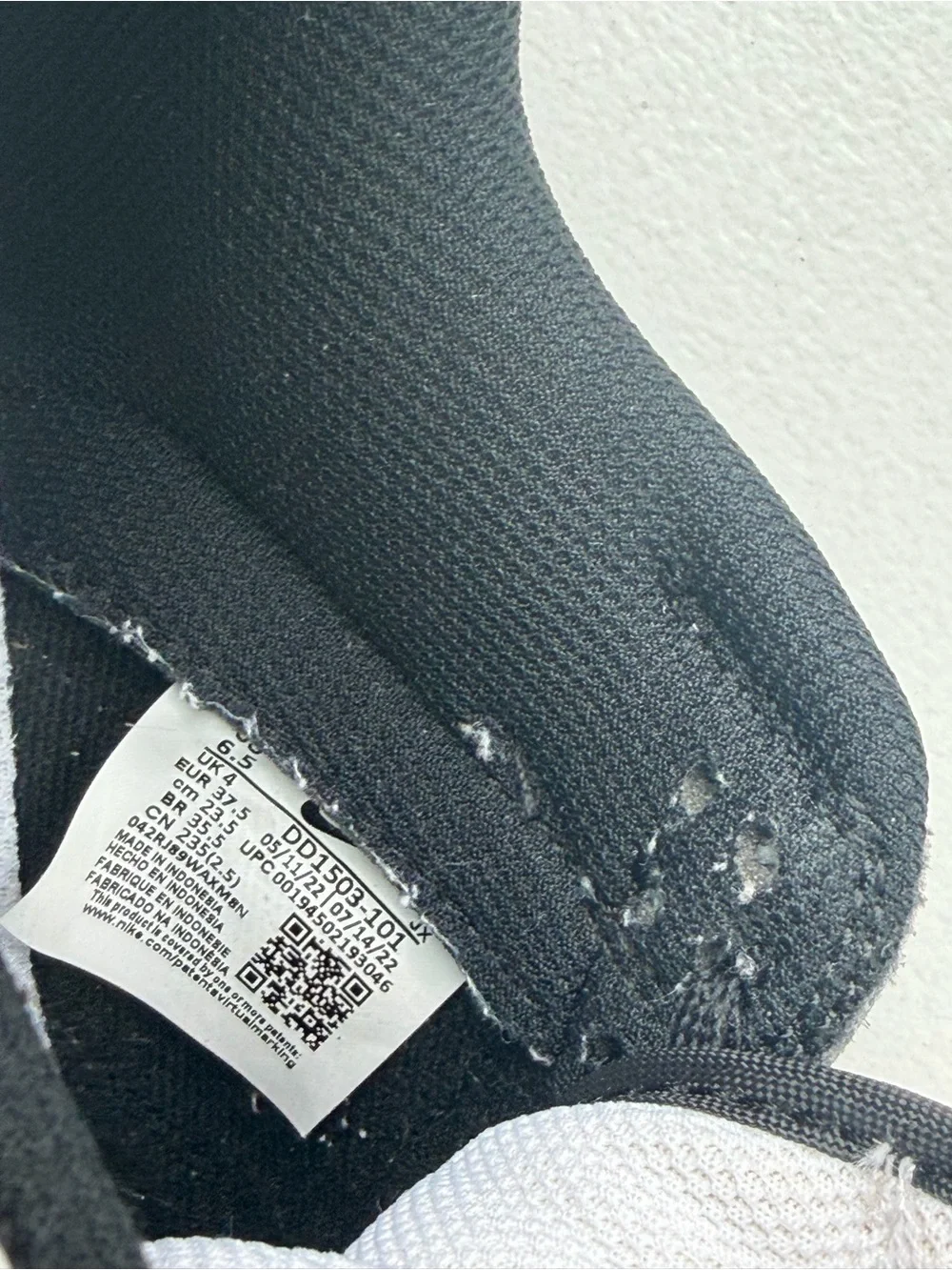 Nike Black and White Low-Top Sneakers